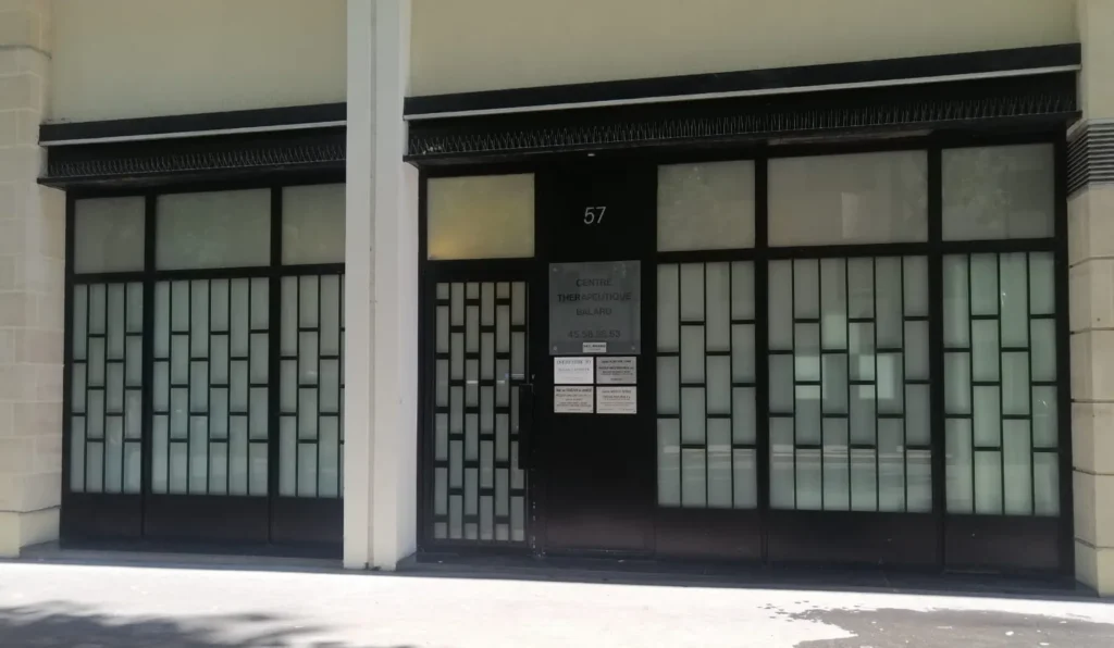 Façade du Centre Thérapeutique Balard, 57 rue Balard, Paris 15e