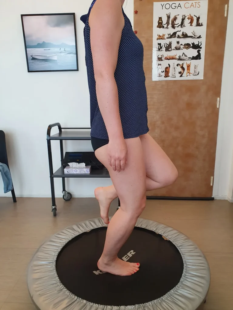 Rééducation de l'équilibre sur trampoline en masso-kinésithérapie, Centre Thérapeutique Balard